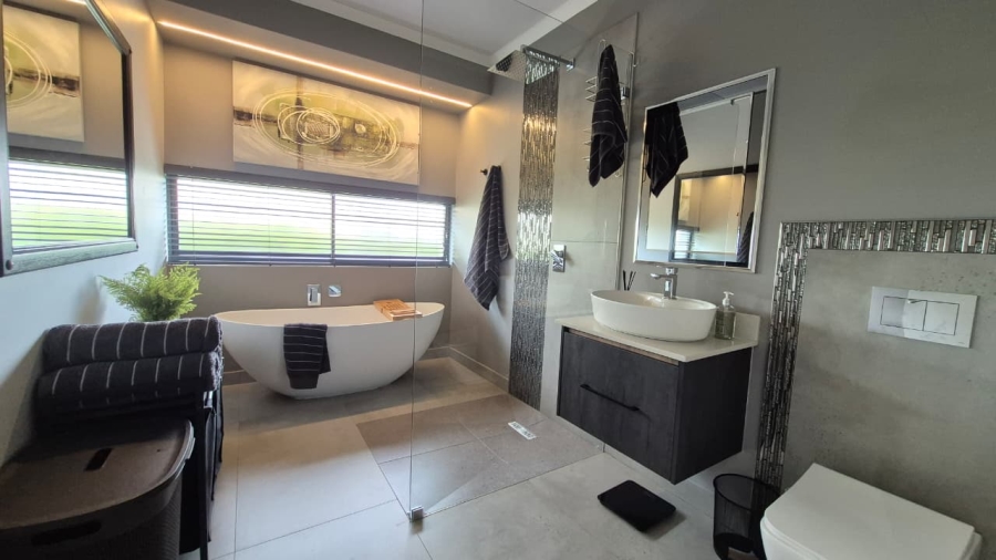 3 Bedroom Property for Sale in Altona Western Cape